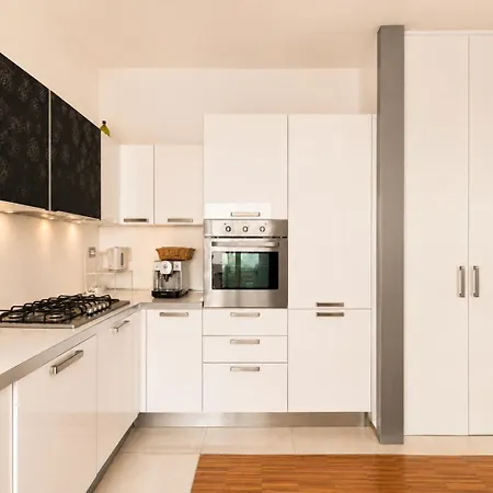 Alcyone 261 Seafront - Fronte Mare Con Balcone Vista Mare, 2 2 Bagni, Posto Auto